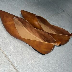 Brown Leather Women's Flats-sz 8.5